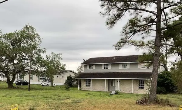 4513 County Road 424, Alvin, TX 77511