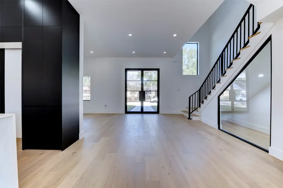 5411 Yarwell Drive, Houston, TX 77096 - Image #2