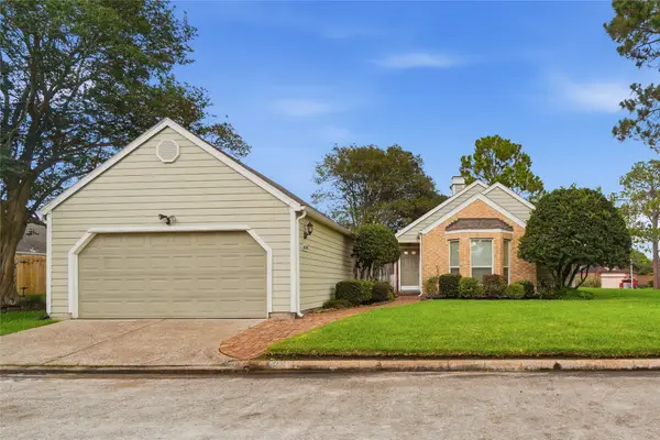 16719 Fallen Leaf Way, Houston, TX 77058