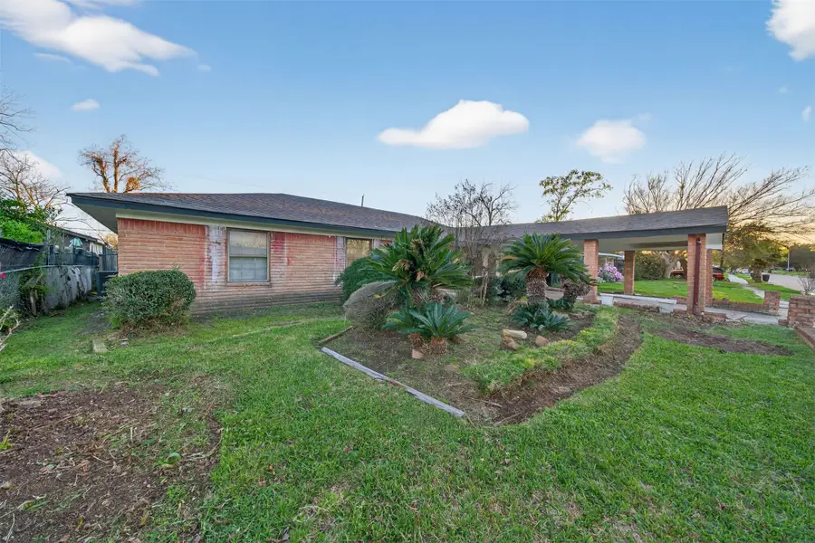 4119 Ebbtide Drive, Houston, TX 77045 - #2