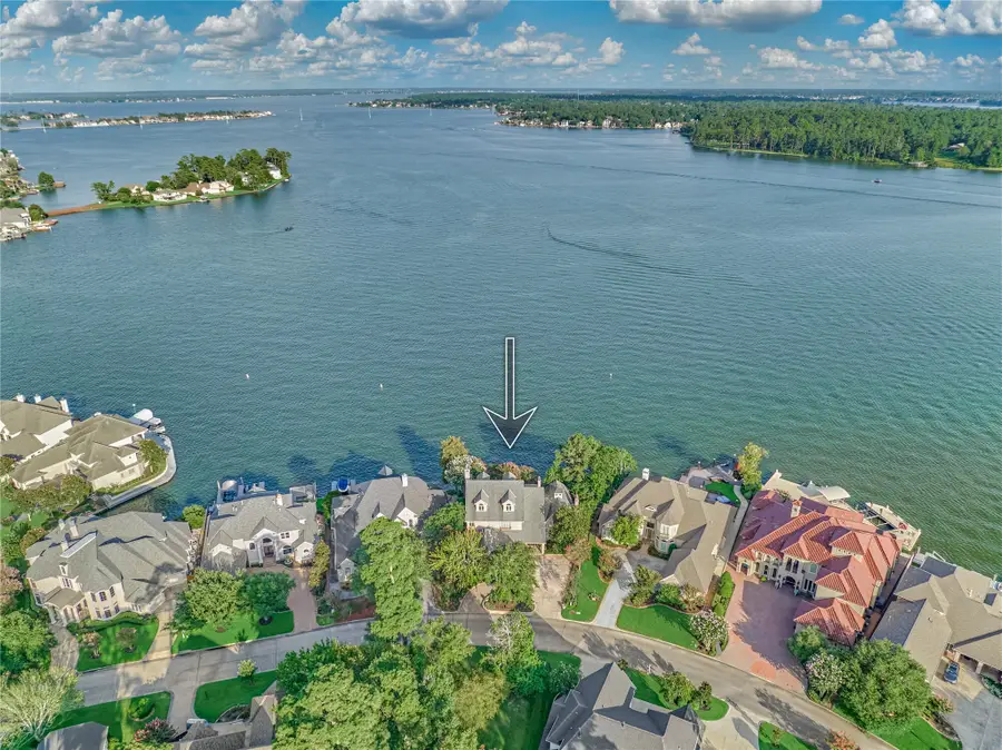 100 W Shore Lane, Montgomery, TX 77356 - #3