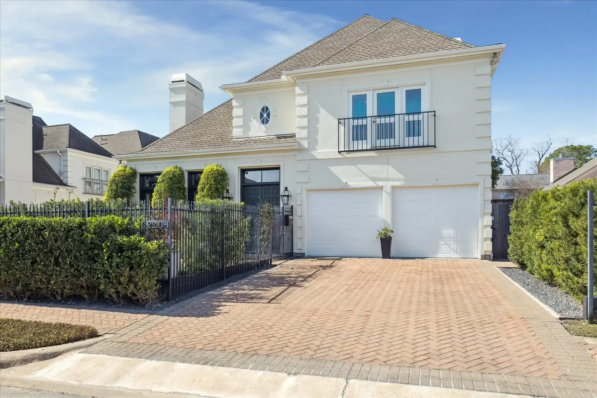 2210 Potomac Drive #1, Houston, TX 77057 - Image #1