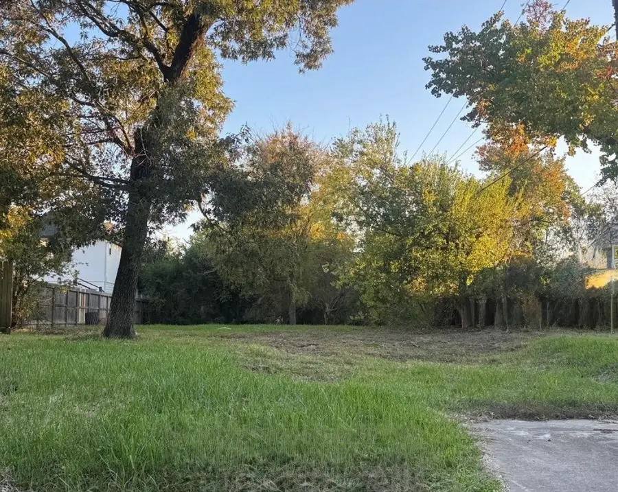 951 W 41st Street, Houston, TX 77018 - Image #2