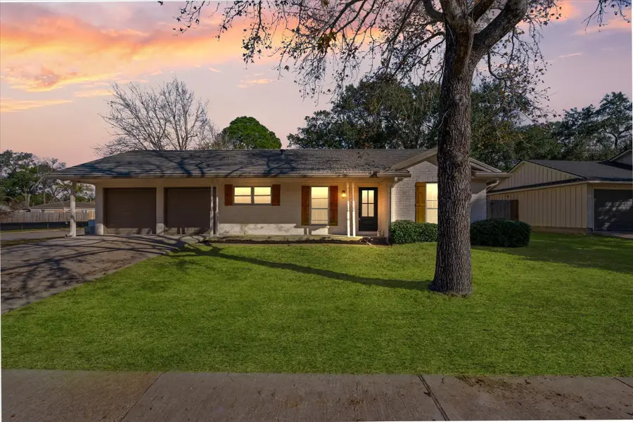 10403 Winding Trail Road, La Porte, TX 77571 - Image #3