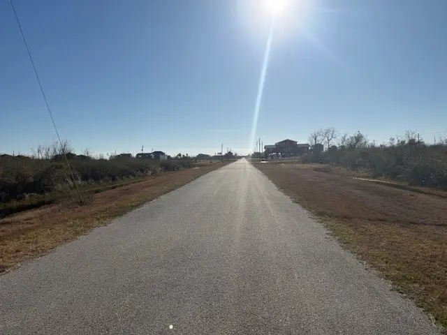 1819 Anderson Avenue, Port Bolivar, TX 77650 - #3