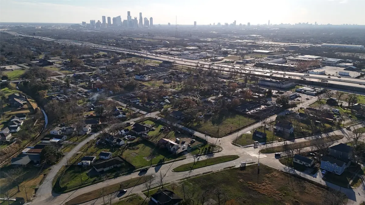 3310 Cavalcade Street, Houston, TX 77026 - #1