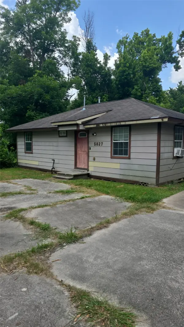 5827 Boness Road, Houston, TX 77396