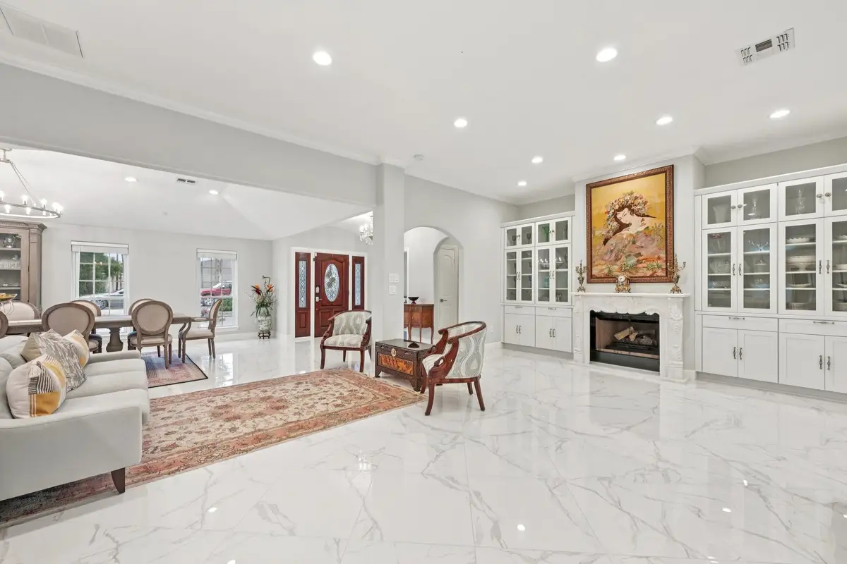 106 Mignon Lane, Houston, TX 77024 - #1