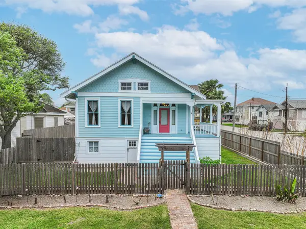 3002 Avenue Q 1/2, Galveston, TX 77550