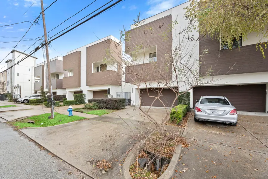 5527 Darling #A, Houston, TX 77007 - Image #3