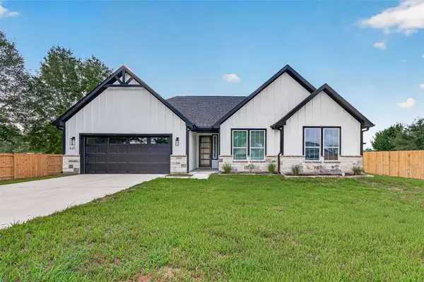 615 Ezekiel Smith Street, Prairie View, TX 77484