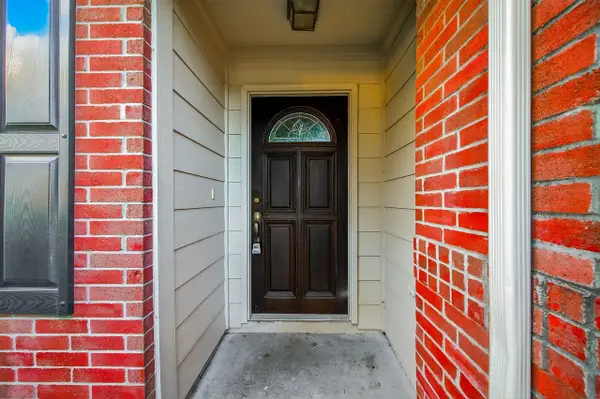 2338 Summit Meadow Drive, Houston, TX 77489