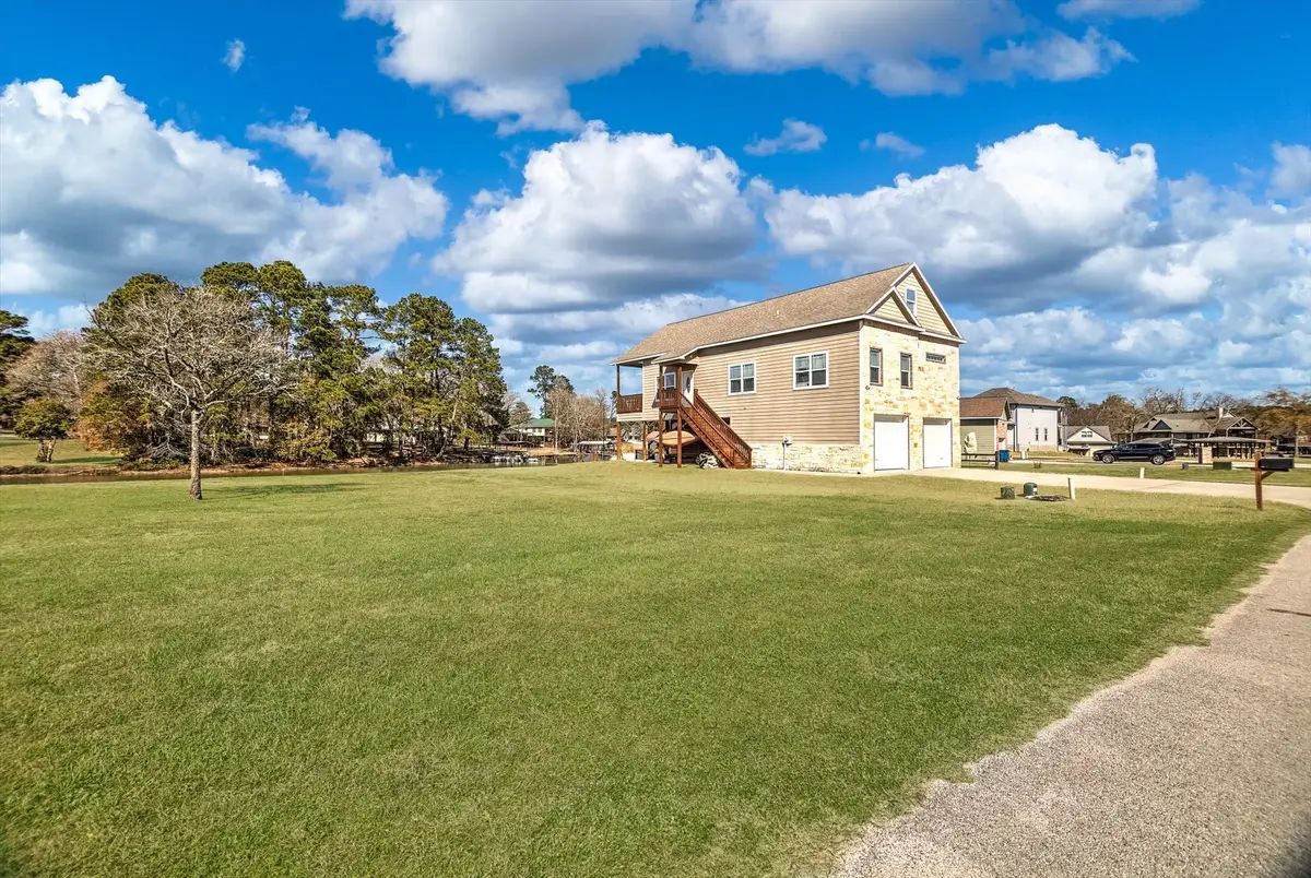 52 Cypress Bend, Huntsville, TX 77340 - Image #1