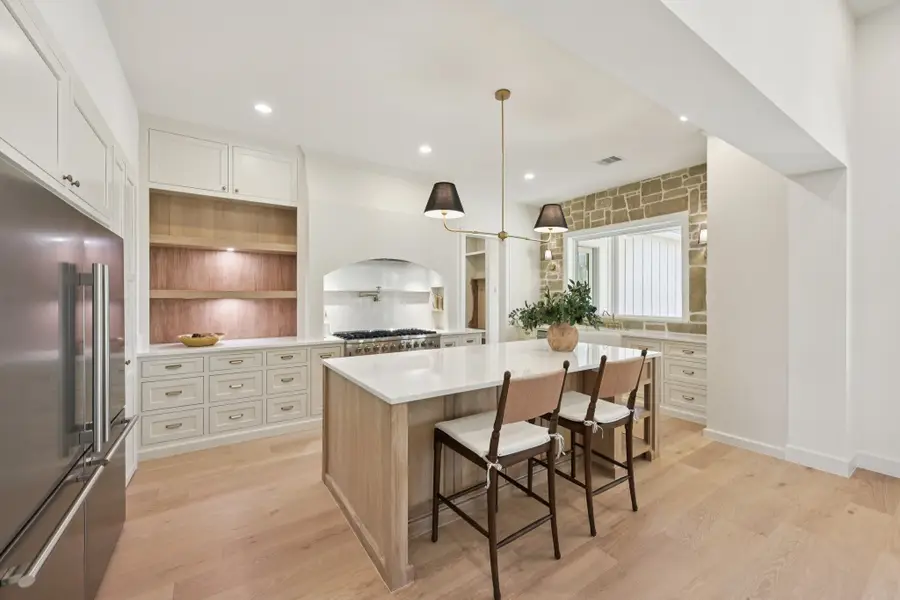 10248 Winding Branch, Chappell Hill, TX 77426 - Image #2