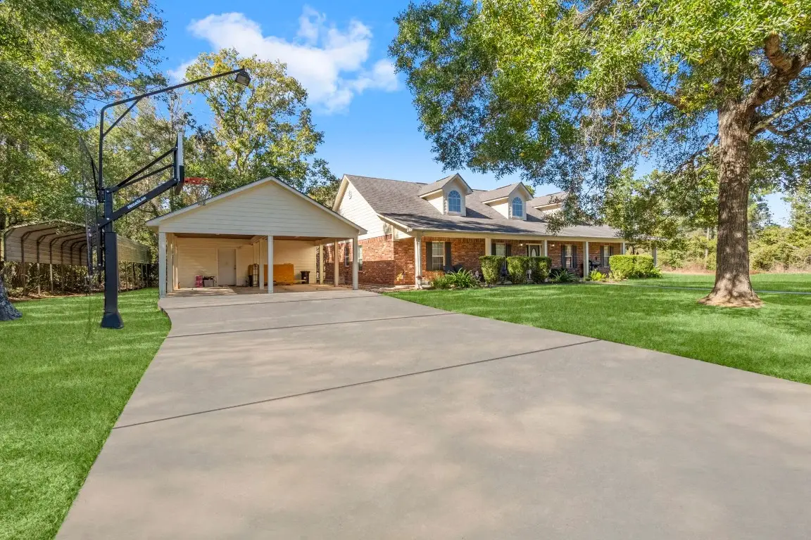 130 Country Charm, Livingston, TX 77351 - #1