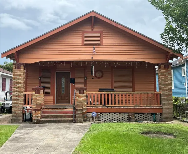 3315 Avenue O 1/2, Galveston, TX 77550