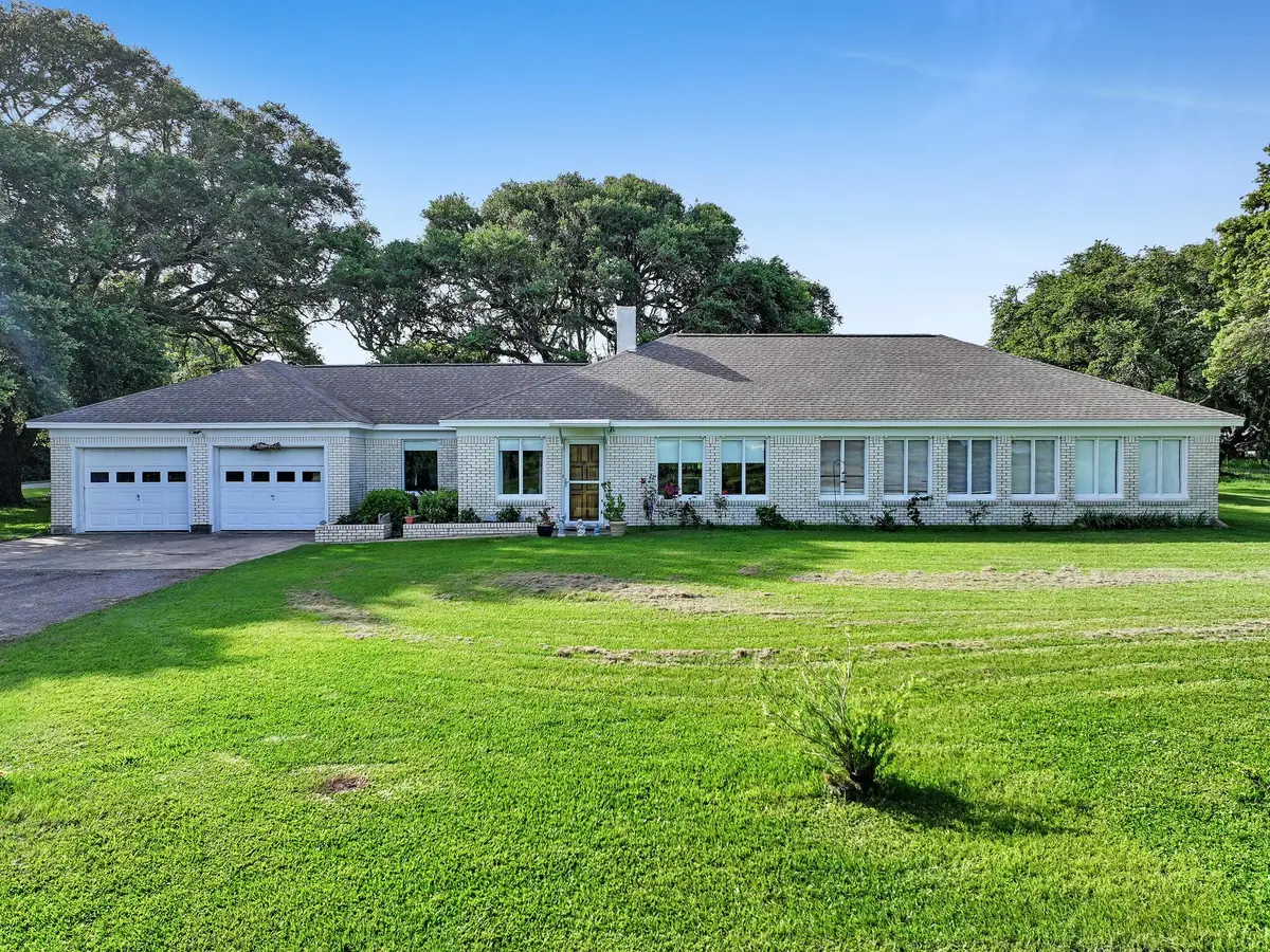 1212 High School Road, High Island, TX 77623 - Image #1