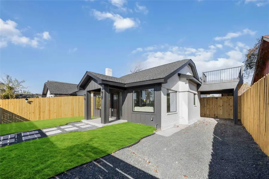 508 Dell Court, Houston, TX 77009 - Image #2