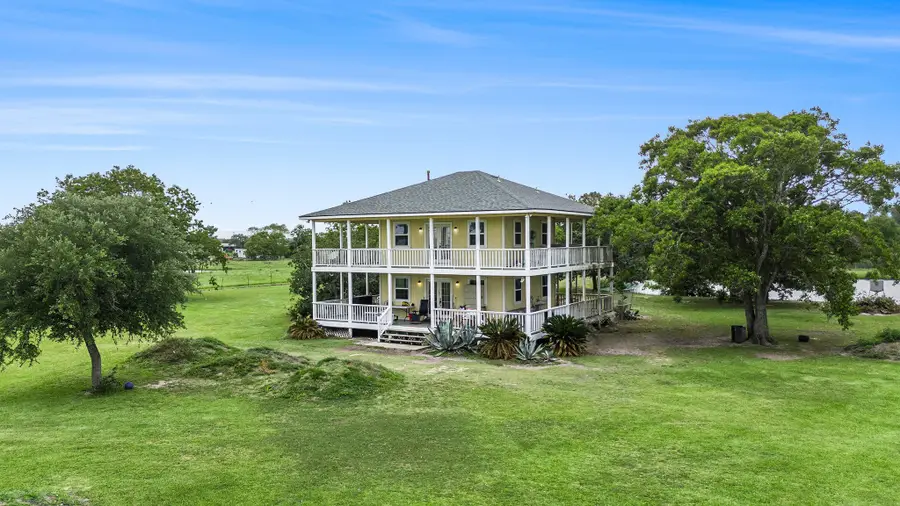 4201 Lawrence Road, Beach City, TX 77523 - #3