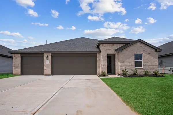 12823 Sunny Fields Lane, Needville, TX 77461