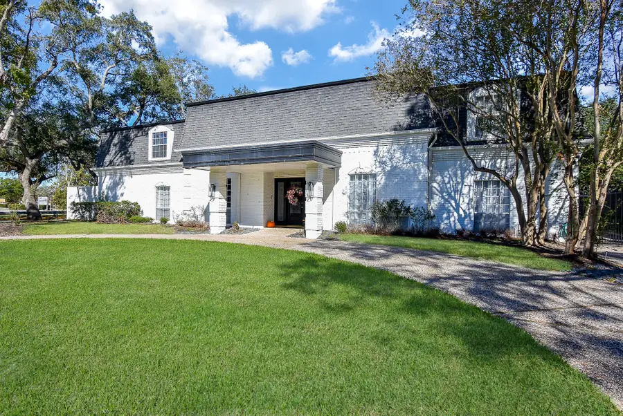 5330 Braesheather Drive, Houston, TX 77096 - Image #2