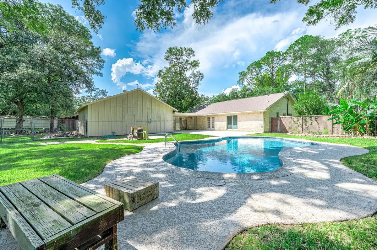 13725 W 6th Street, Santa Fe, TX 77517 - Image #1