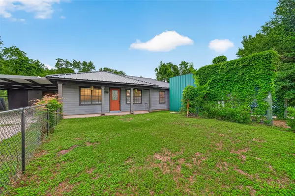 2012 White Oak Drive, Conroe, TX 77304