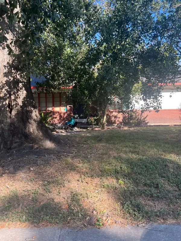 7022 Merriwood Lane, Houston, TX 77076