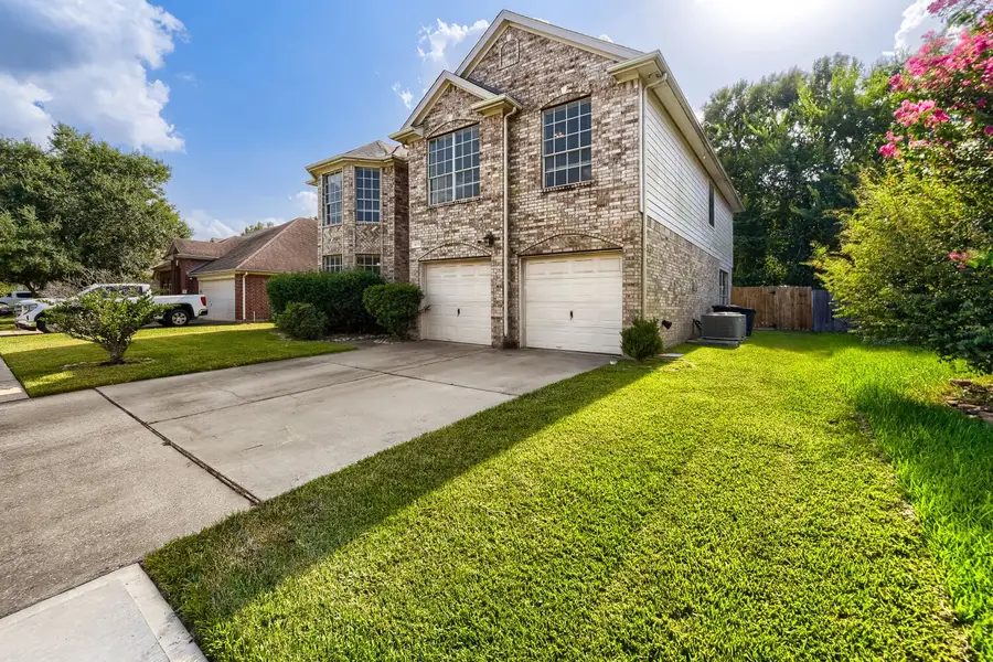 18715 Woodglen Shadows Drive, Humble, TX 77346 - #3