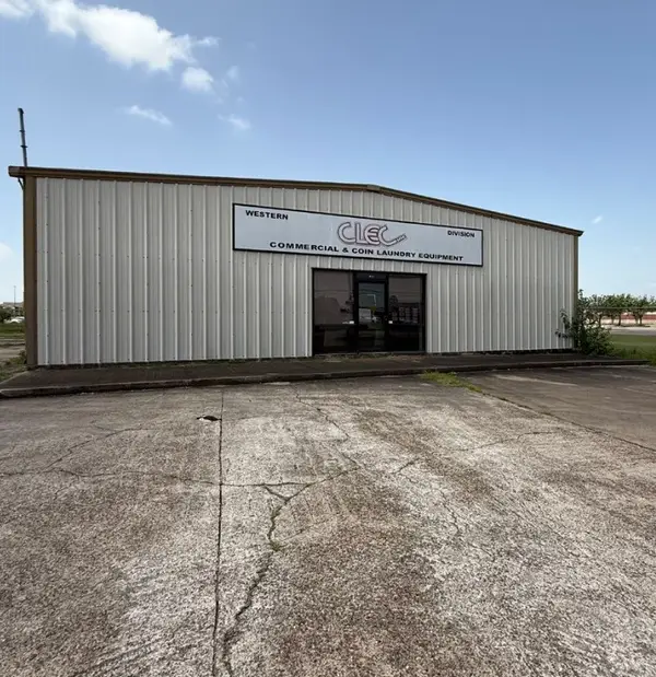 3750 Red Bluff Road, Pasadena, TX 77503