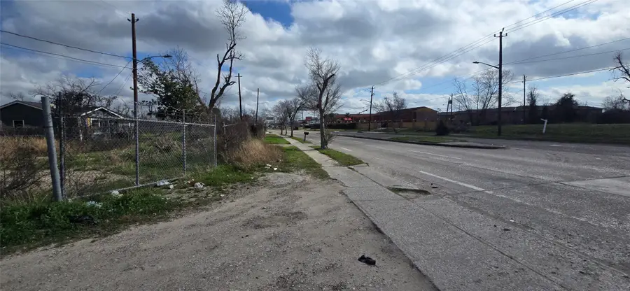 6820 Schiller Street, Houston, TX 77093 - #3