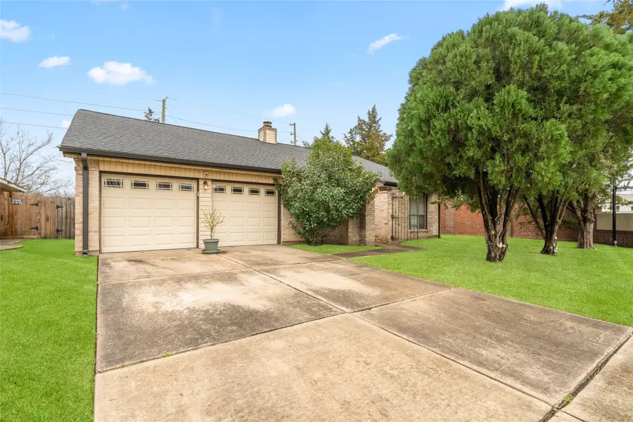 2302 Shady Brook Drive, Houston, TX 77084 - Image #2