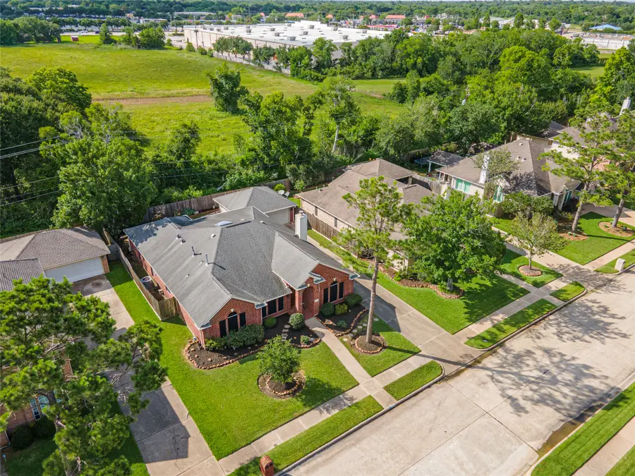 3522 Pine Chase Drive, Pearland, TX 77581 - #3
