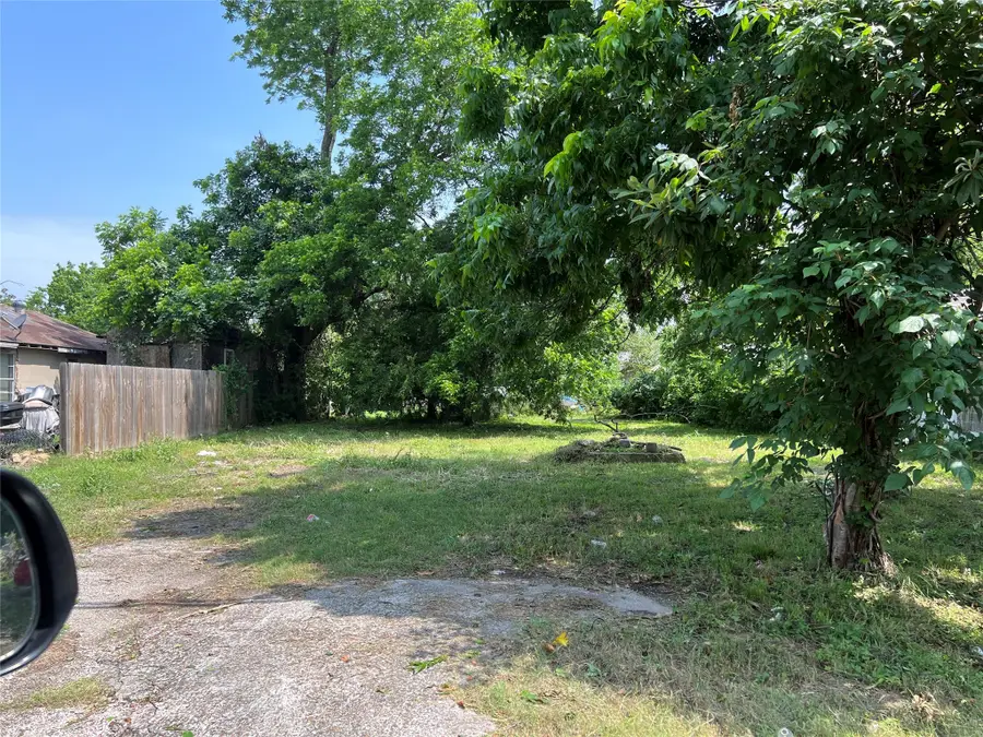 407 E 40th 1/2 Street, Houston, TX 77018 - Image #3