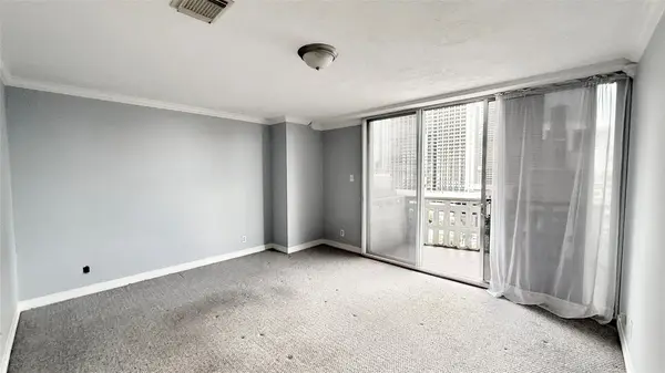 2016 Main Street #1113, Houston, TX 77002