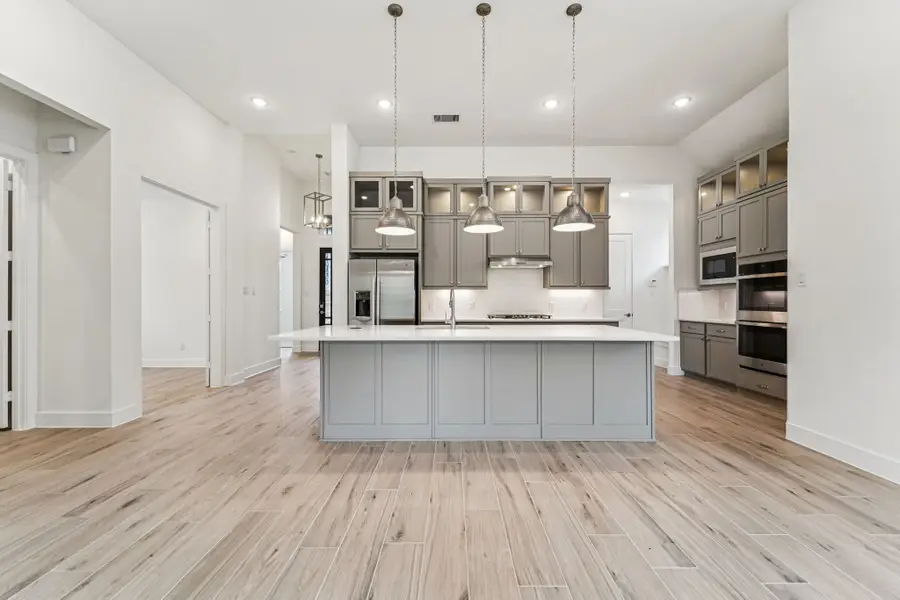 25932 N Outrider Banks, Montgomery, TX 77316 - Image #2