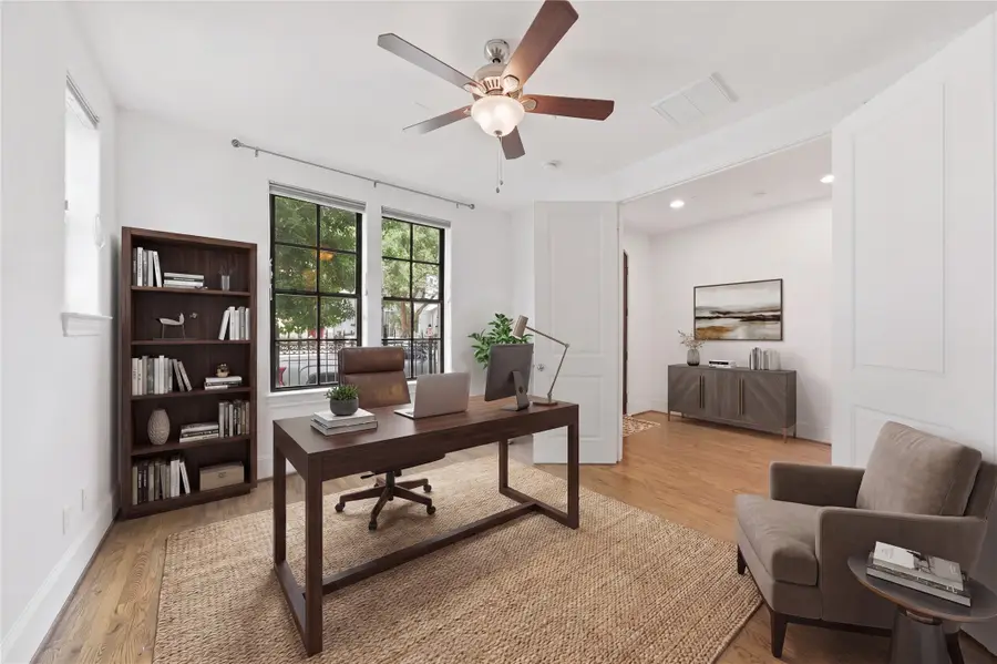 2702 Cortlandt Street, Houston, TX 77008 - #2