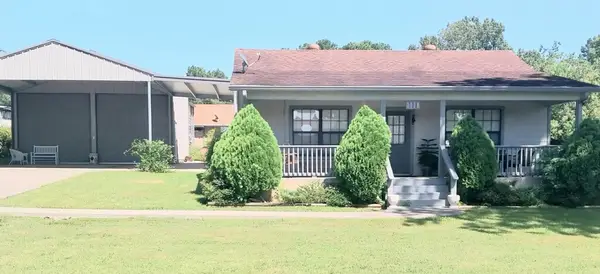 111 Southwood Shores Drive, Coldspring, TX 77331