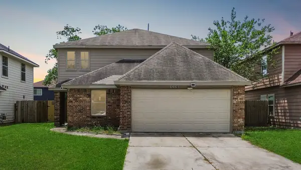 12226 Greencanyon Drive, Houston, TX 77044