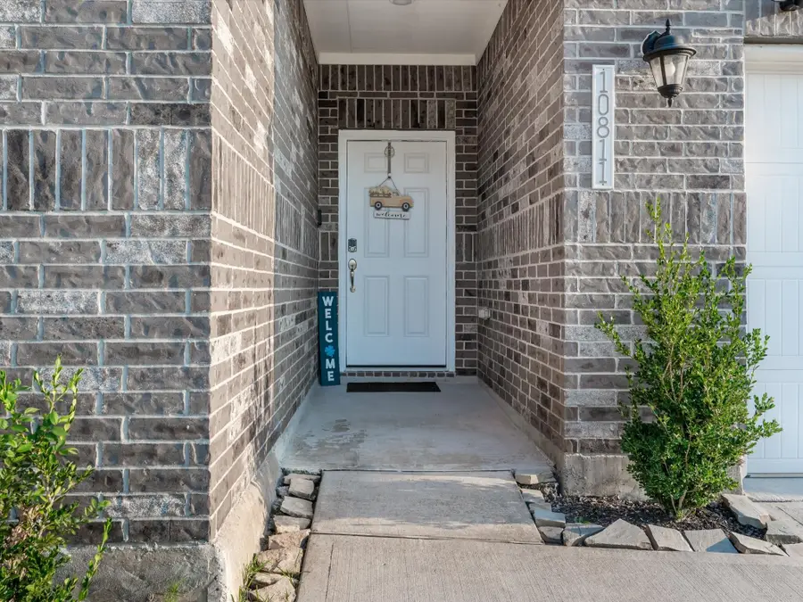 10811 Violet Bloom Drive, Tomball, TX 77375 - Image #3