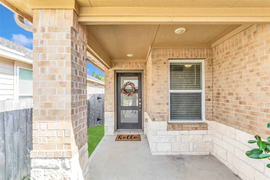 208 Charles Ridge Drive, Montgomery, TX 77316 - #2