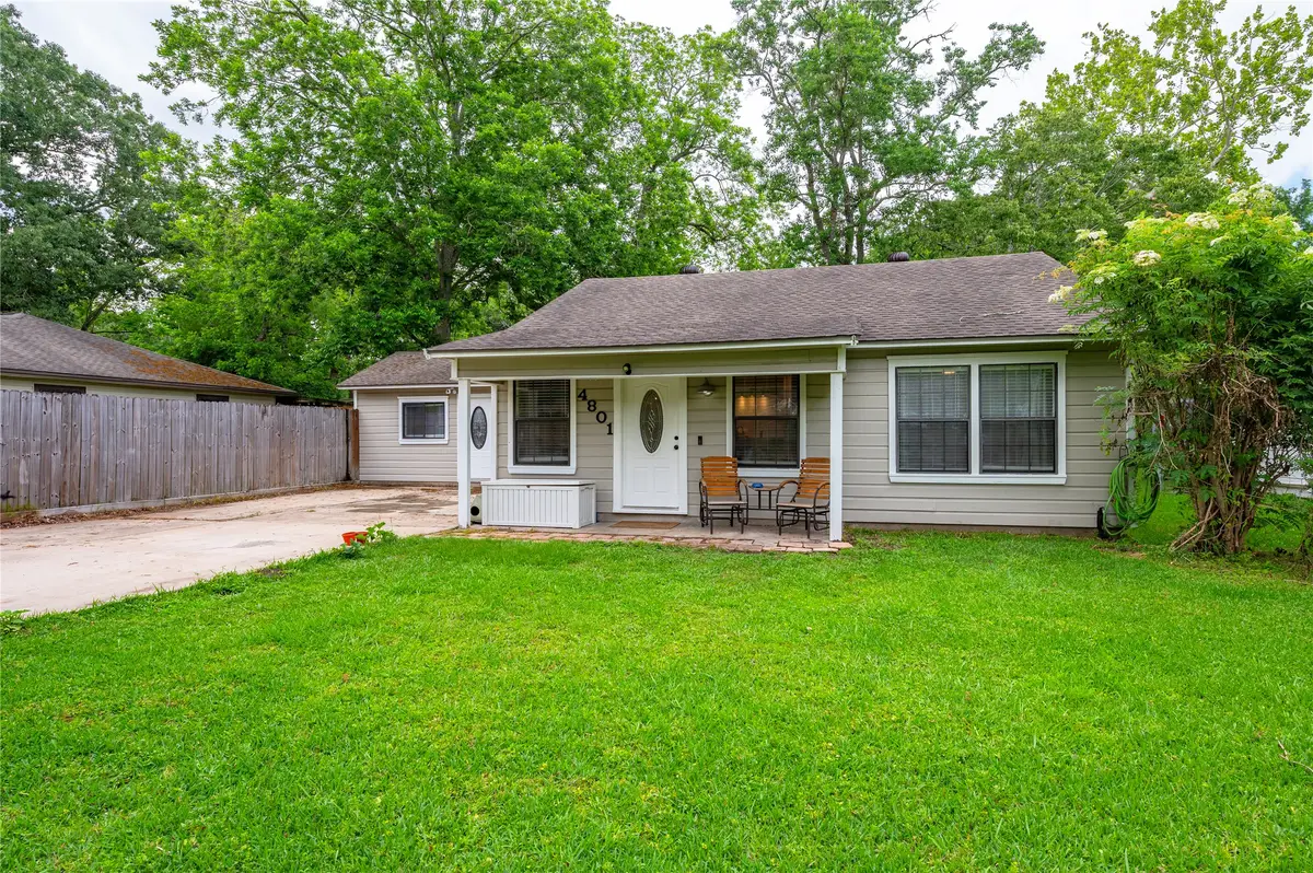 4801 44th Street, Dickinson, TX 77539 - #1