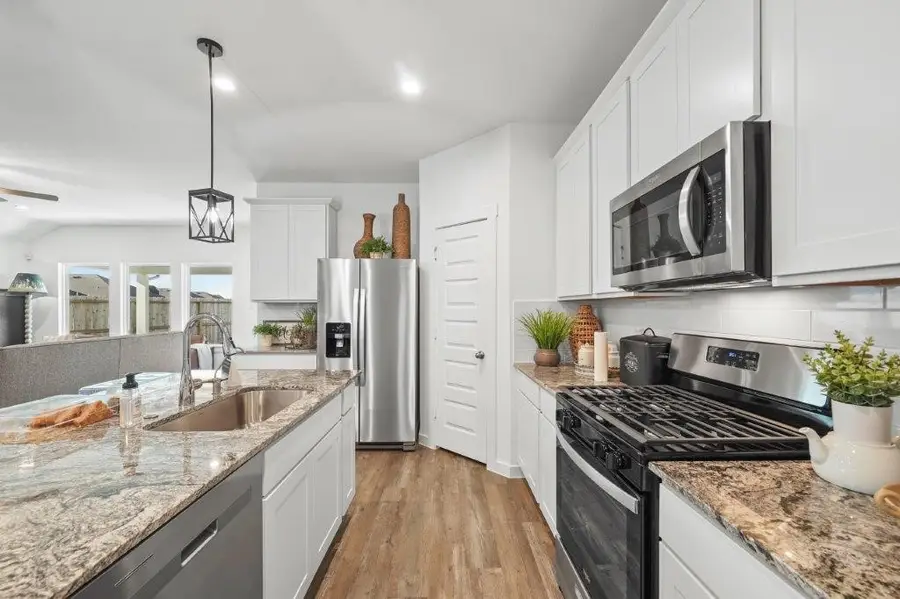 4008 Silver Falls Lane, League City, TX 77573 - Image #3