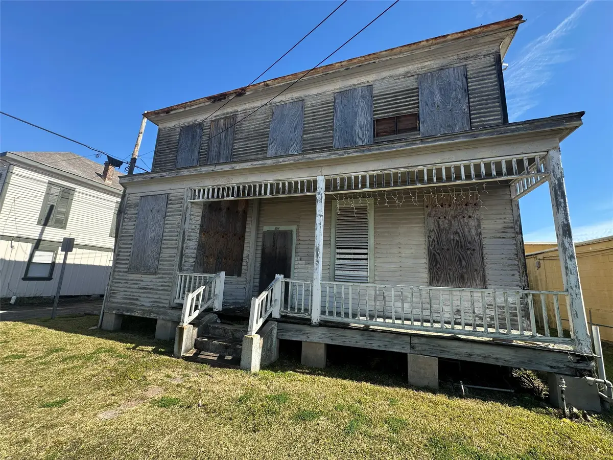 414 Christopher Columbus Boulevard, Galveston, TX 77550 - #1