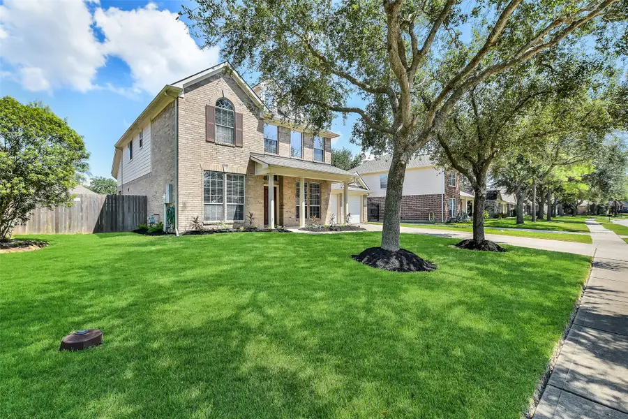 6166 Blackburn Court, League City, TX 77573 - Image #2