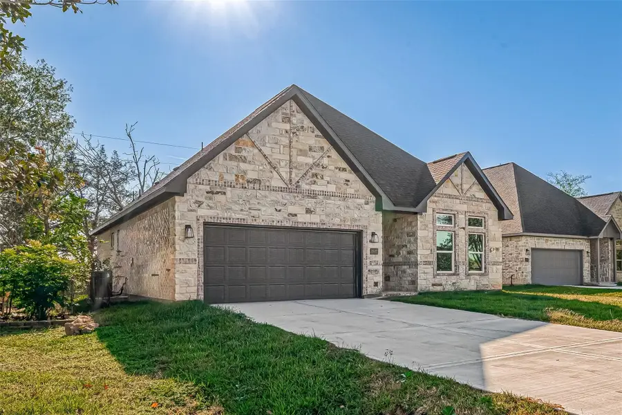 3635 Needville Avenue, Needville, TX 77461 - #2