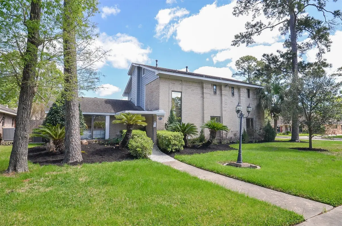 2711 Williamsburg Drive, Dickinson, TX 77539 - #1