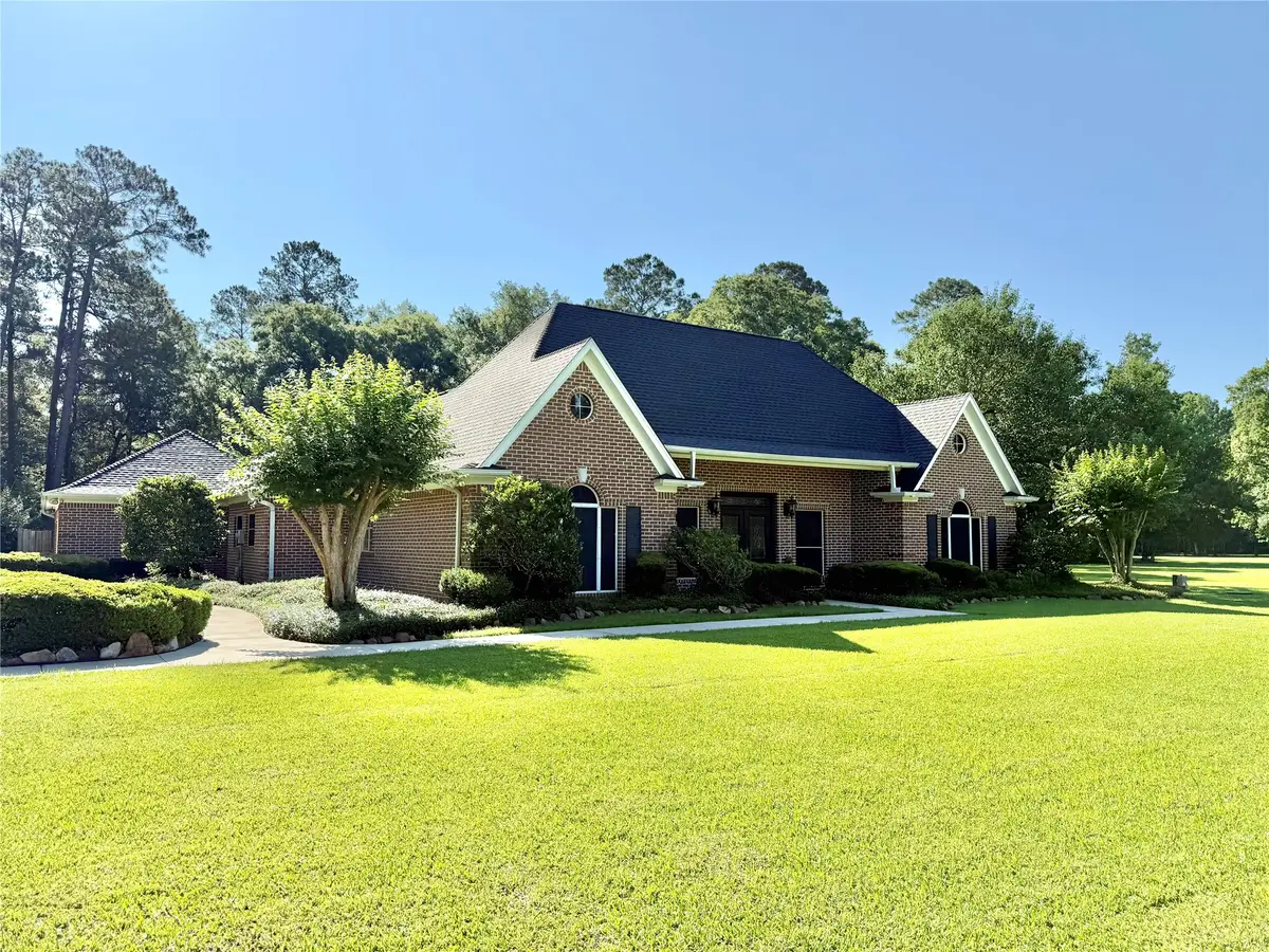 945 S Main Street, Vidor, TX 77662 - #1