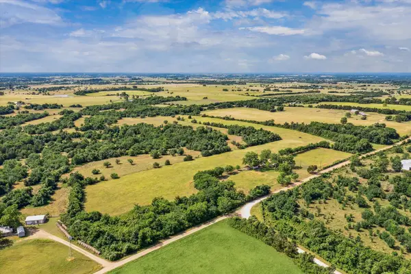 000 School Road, Industry, TX 78950