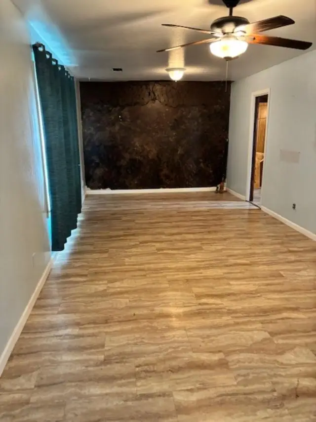 700 Wesley Drive Drive, Clute, TX 77531 - #3